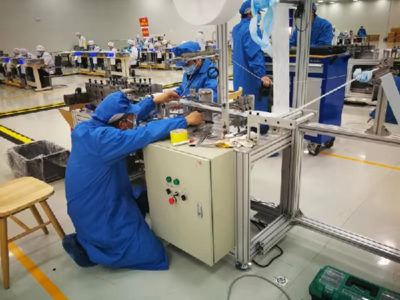 從“造車”到“造口罩” 五菱950口罩機設(shè)備制造組如何煉成“全國工人先鋒號”？